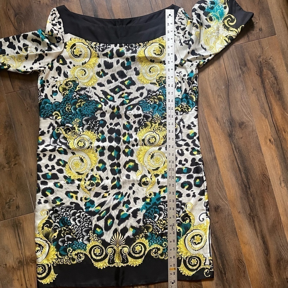 Versace - Picture 6 of 16